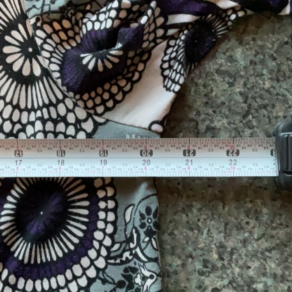 Just My Size Gray White Purple Black Magenta Graphic 3/4 Sleeve Blouse Women 1X - Picture 5 of 6
